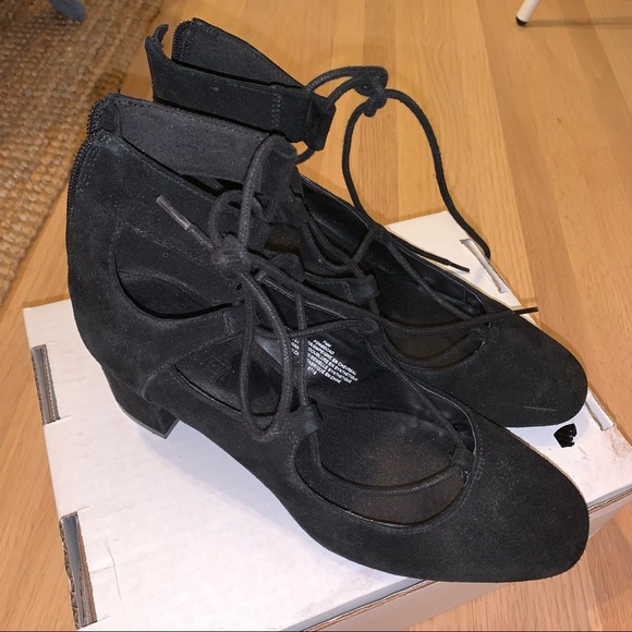 Nine West Foncesa Lace up Heels - Picture 2 of 8